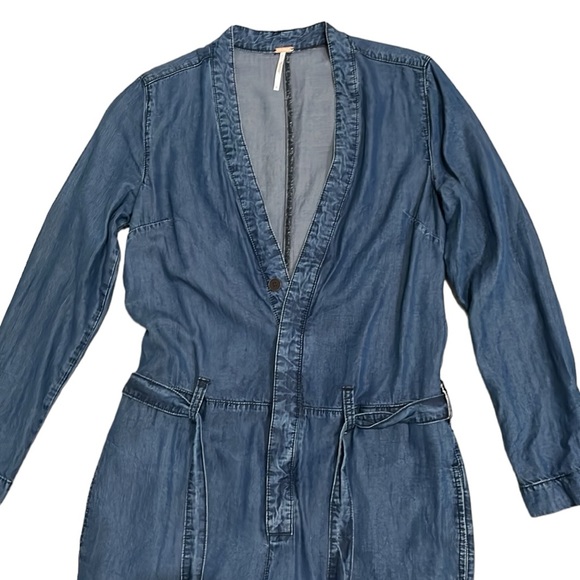 Free People Lou Blue Denim One Piece Jumpsuit - Size 6 - NWOT - Picture 4 of 10
